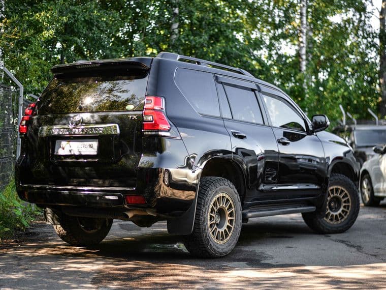 Toyota Land Cruiser Prado, 2017 - вид 1