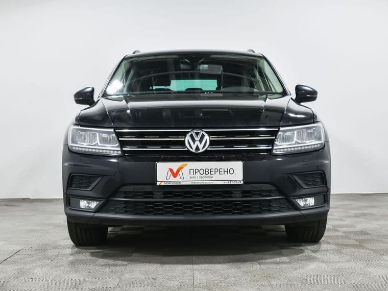 Volkswagen Tiguan 2020 года, 59 263 км - вид 2