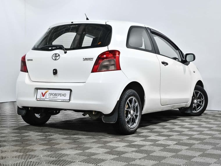 Toyota Yaris, 2007 - вид 4