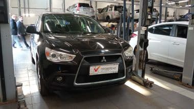 Mitsubishi ASX 2012 года, 145 863 км | VIN 12557 - вид 2