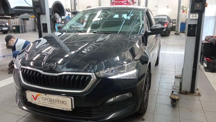 Skoda Rapid 2021 года, 102 747 км - вид 1