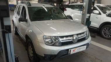 Renault Duster 2018 года, 77 481 км - вид 2
