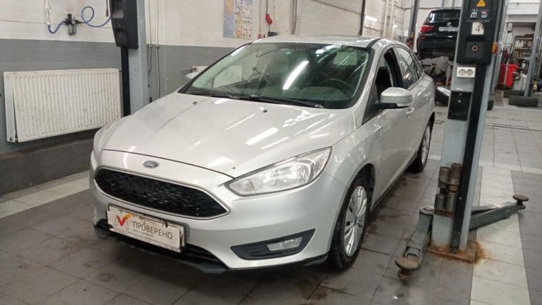 Ford Focus 2015 года, 262 613 км - вид 1