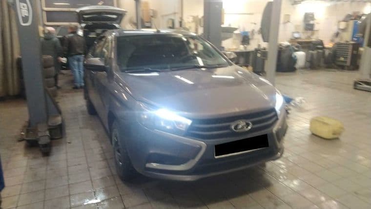 ВАЗ (LADA) Vesta 2020 года, 100 746 км - вид 2