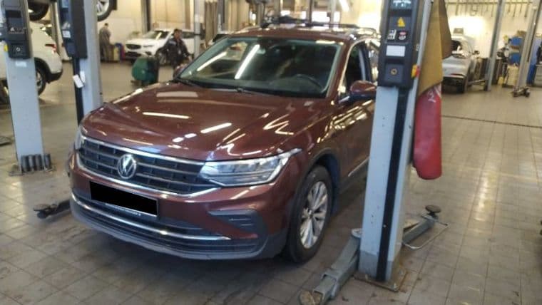 Volkswagen Tiguan, 2020