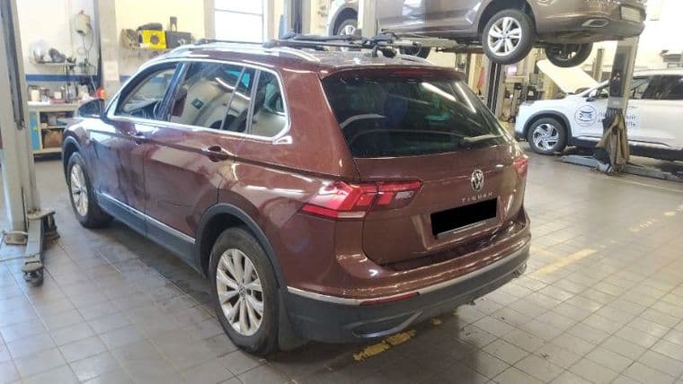 Volkswagen Tiguan, 2020 - вид 3