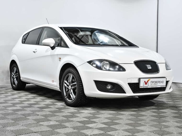 SEAT Leon, 2012 - вид 3