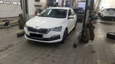 Skoda Rapid 2020 года, 47 000 км - вид 1