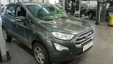 Ford EcoSport 2018 года, 137 024 км - вид 2