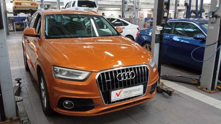 Audi Q3 2013 года, 125 470 км - вид 2