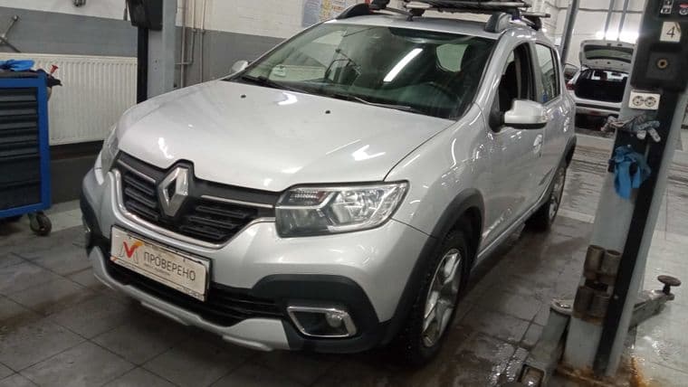 Renault Sandero Stepway 2019 года, 120 000 км - вид 1