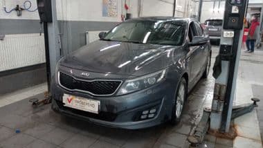 KIA Optima 2015 года, 151 828 км - вид 1