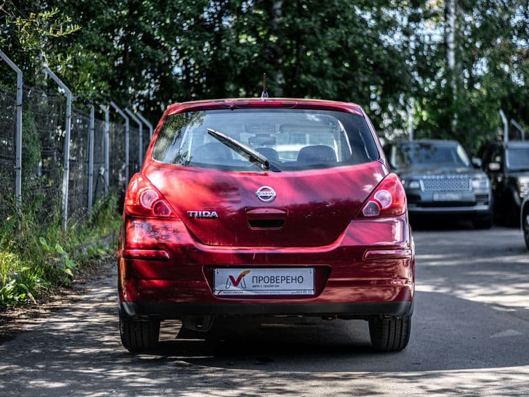 Nissan Tiida, 2008 - вид 3