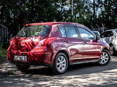 Nissan Tiida 2008 года, 250 000 км - вид 2