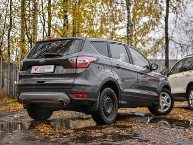 Ford Kuga 2017 года, 233 388 км - вид 2