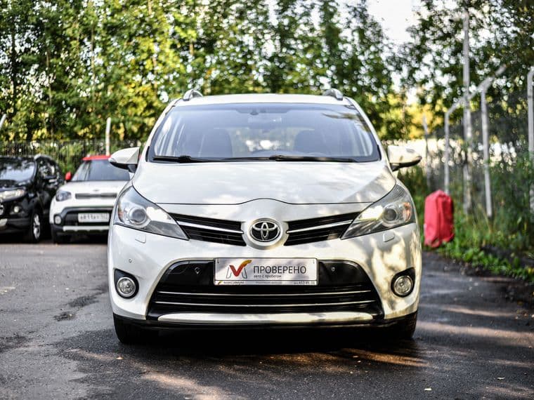 Toyota Verso, 2014 - вид 2