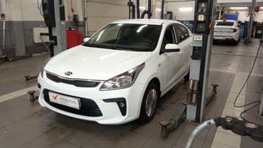 KIA Rio 2017 года, 138 000 км - вид 1