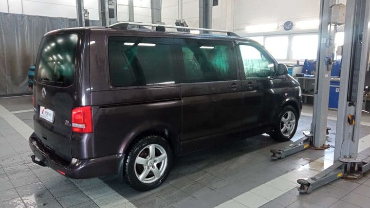 Volkswagen Multivan, 2011 - вид 2