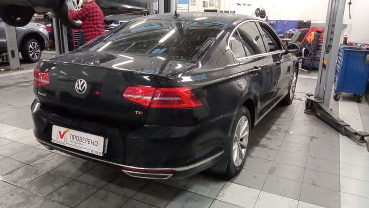 Volkswagen Passat, 2017 - вид 2