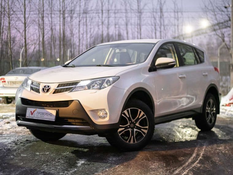 Toyota RAV4, 2014