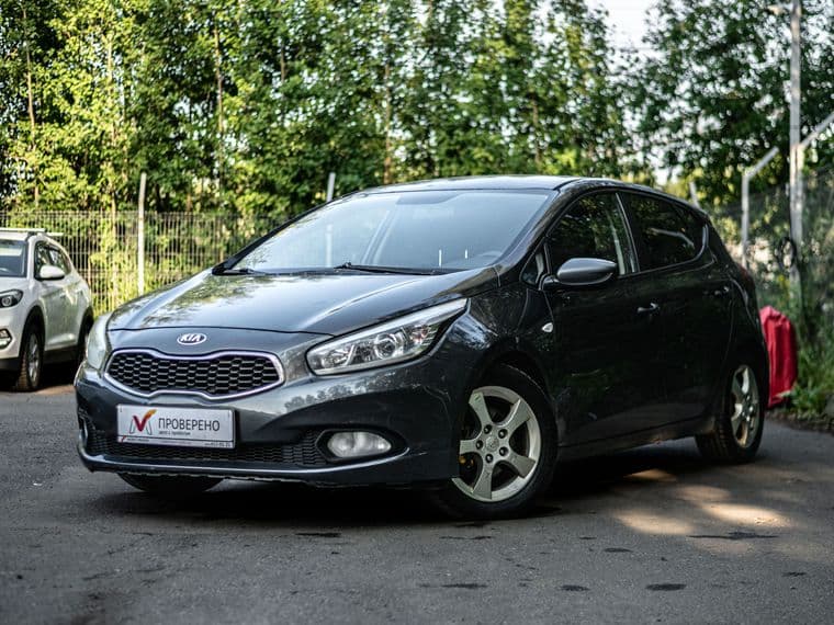KIA Ceed 2012 года, 287 000 км - вид 1