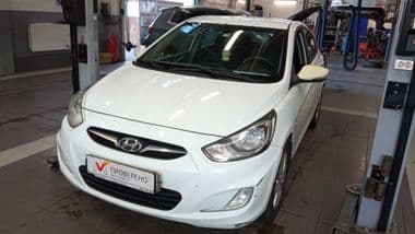 Hyundai Solaris 2012 года, 104 598 км - вид 1