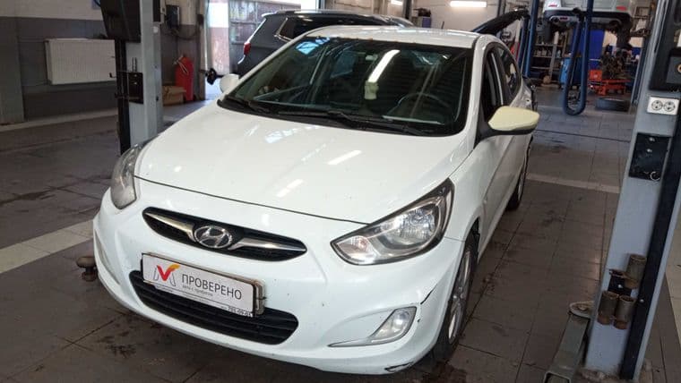 Hyundai Solaris 2012 года, 104 598 км - вид 1