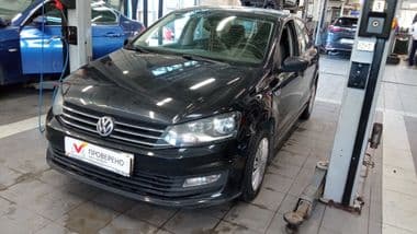 Volkswagen Polo 2018 года, 175 056 км - вид 1