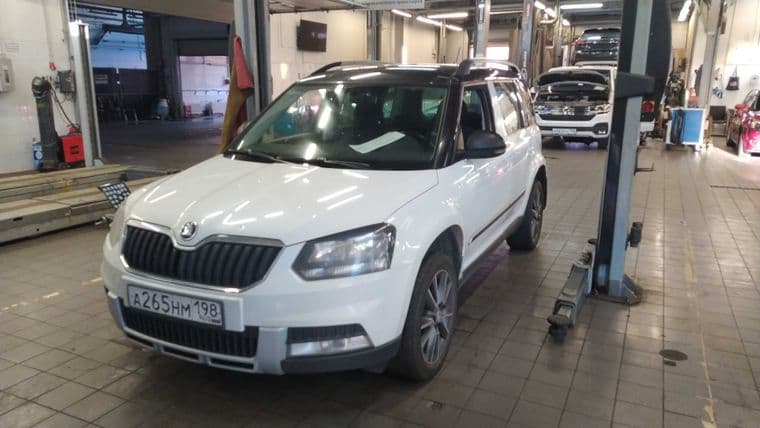 Skoda Yeti 2017 года, 284 275 км - вид 1