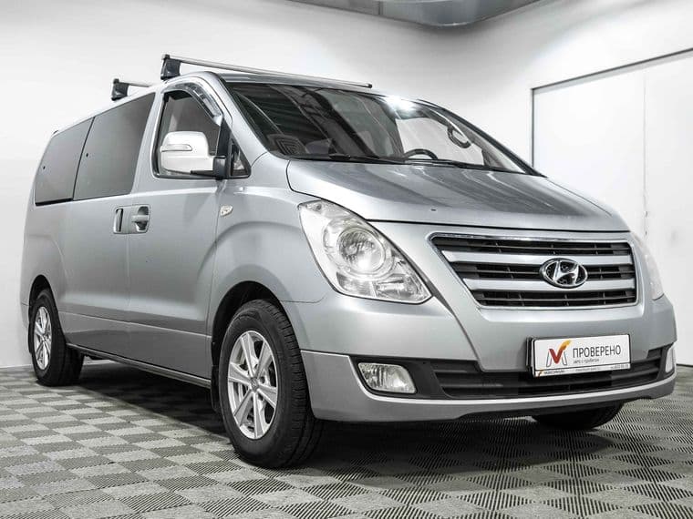 Hyundai Grand Starex, 2017 - вид 3