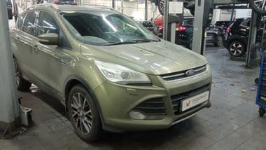 Ford Kuga 2012 года, 195 000 км - вид 2