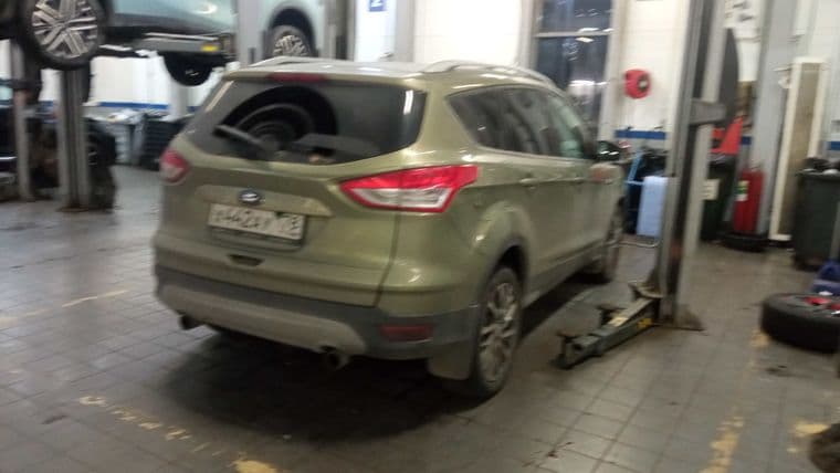 Ford Kuga, 2012 - вид 2