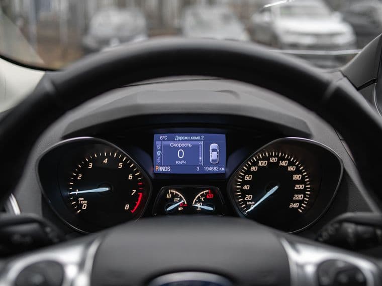 Ford Kuga, 2012 - вид 4