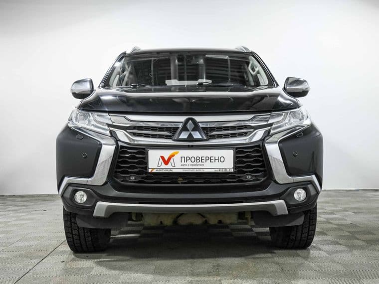Mitsubishi Pajero Sport, 2018 - вид 2