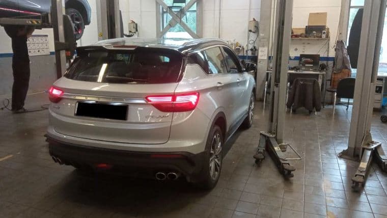 Geely Coolray, 2022 - вид 2