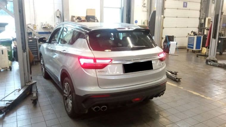 Geely Coolray, 2022 - вид 3