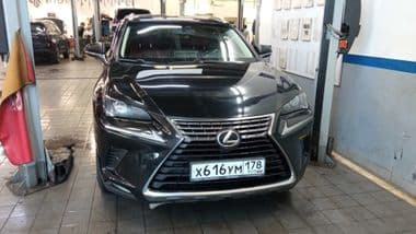 Lexus NX 2017 года, 105 675 км - вид 2