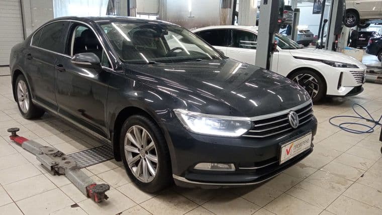 Volkswagen Passat, 2018 - вид 1