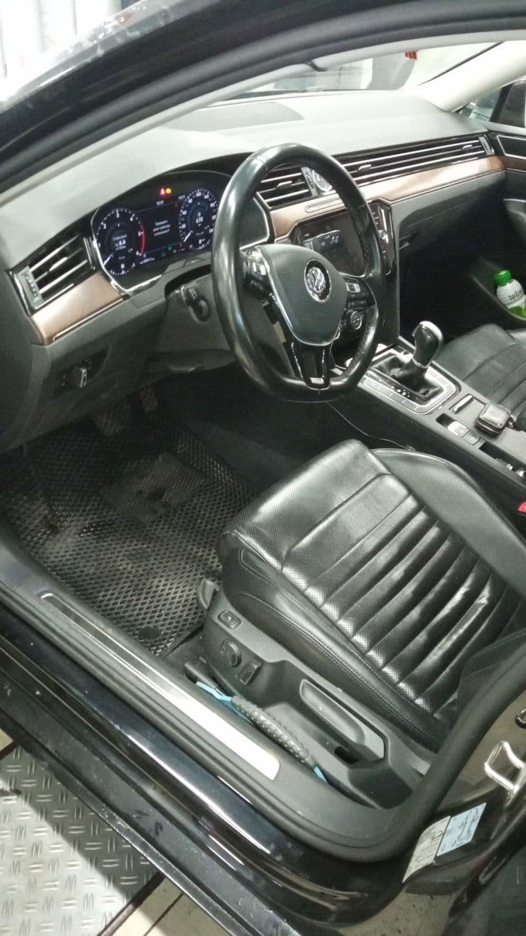 Volkswagen Passat, 2018 - вид 4