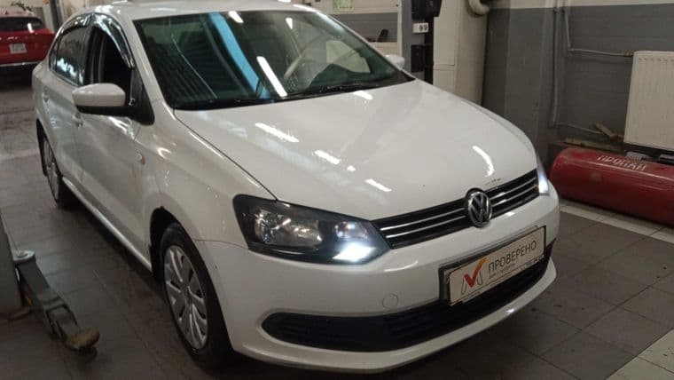 Volkswagen Polo, 2015 - вид 1