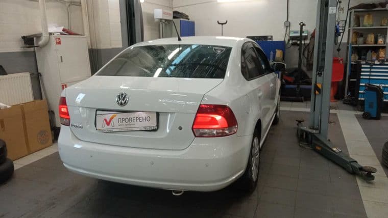 Volkswagen Polo, 2015 - вид 2
