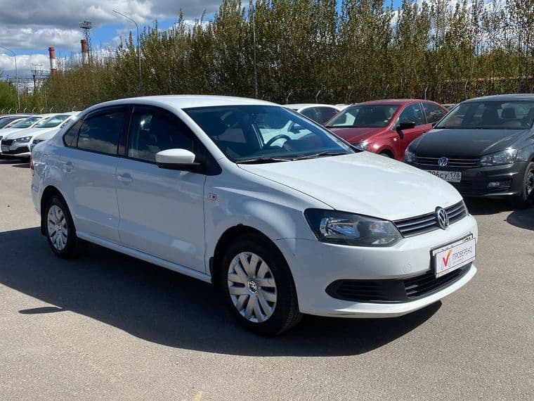 Volkswagen Polo, 2015 - вид 2