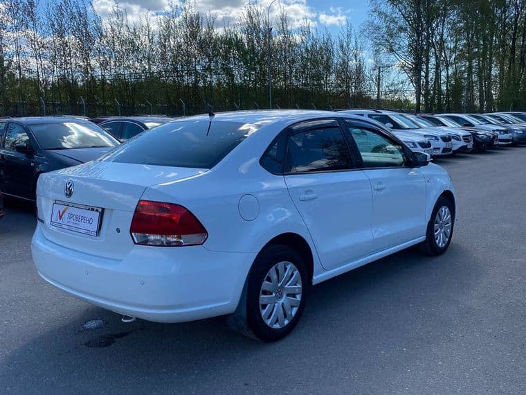 Volkswagen Polo, 2015 - вид 3