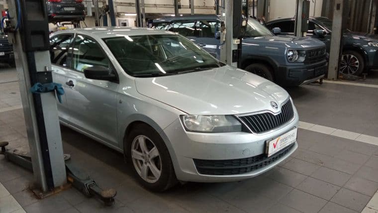 Skoda Rapid 2016 года, 159 804 км - вид 2