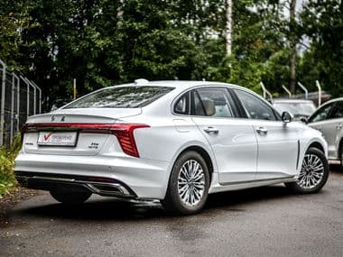 Hongqi H5 2023 года, 23 926 км - вид 2