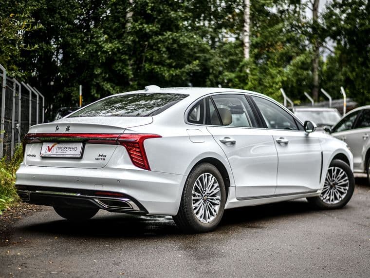 Hongqi H5 2023 года, 23 926 км - вид 2