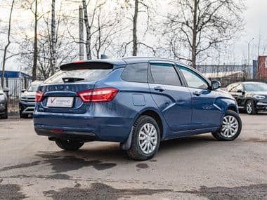 ВАЗ (LADA) Vesta 2018 года, 153 557 км - вид 2