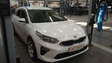KIA Ceed 2019 года, 215 084 км - вид 2