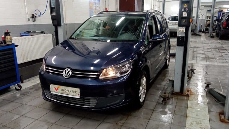 Volkswagen Touran, 2013