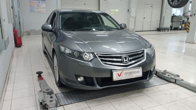 Honda Accord 2008 года, 202 437 км - вид 2